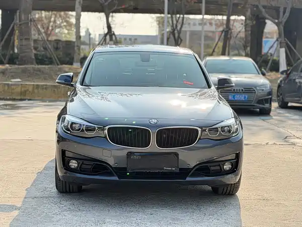 BMW 3 Series GT 2019