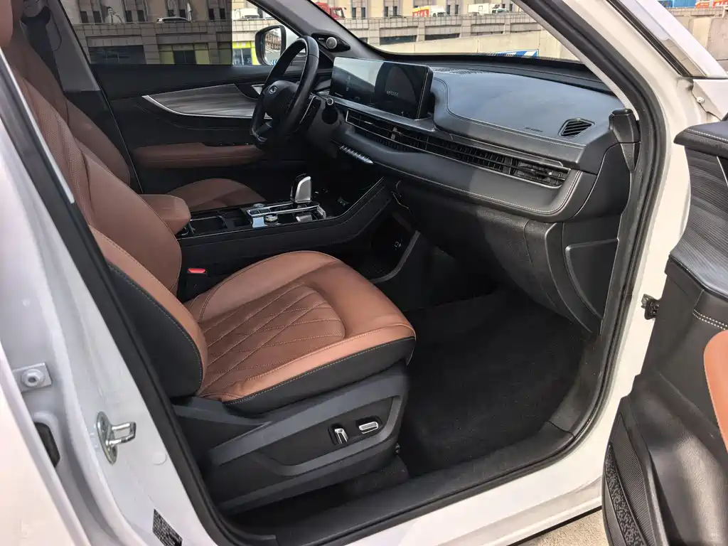 Chery Tiggo 8 PLUS 2022 — фото 12