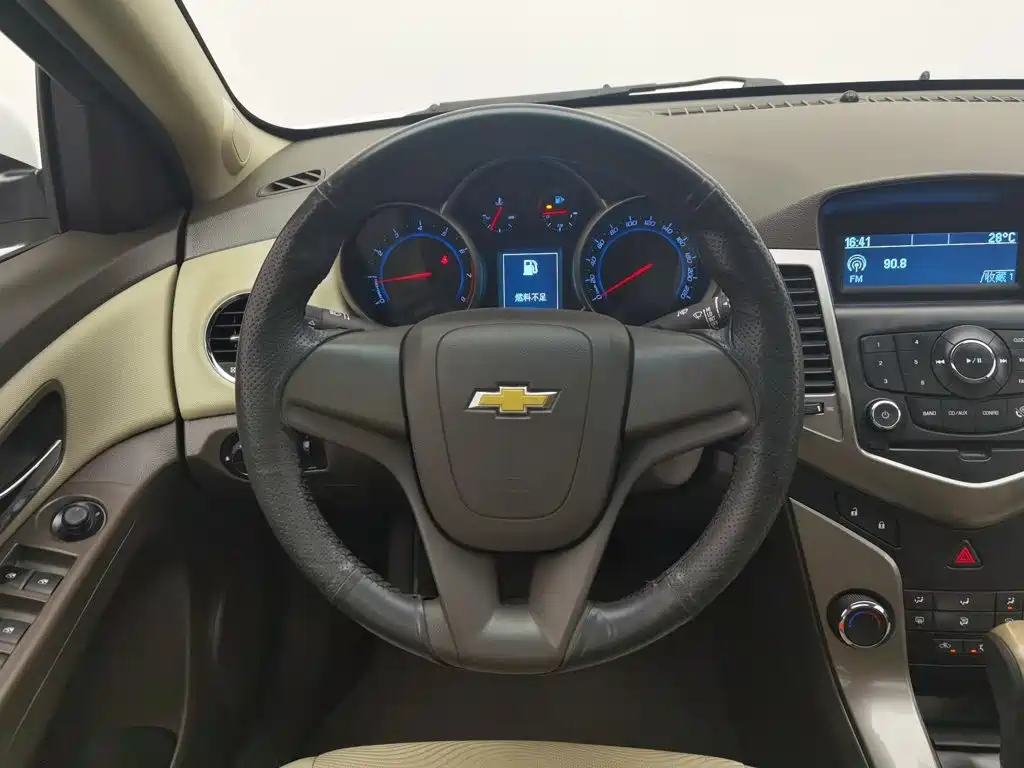 Chevrolet Cruze 2016 — фото 11