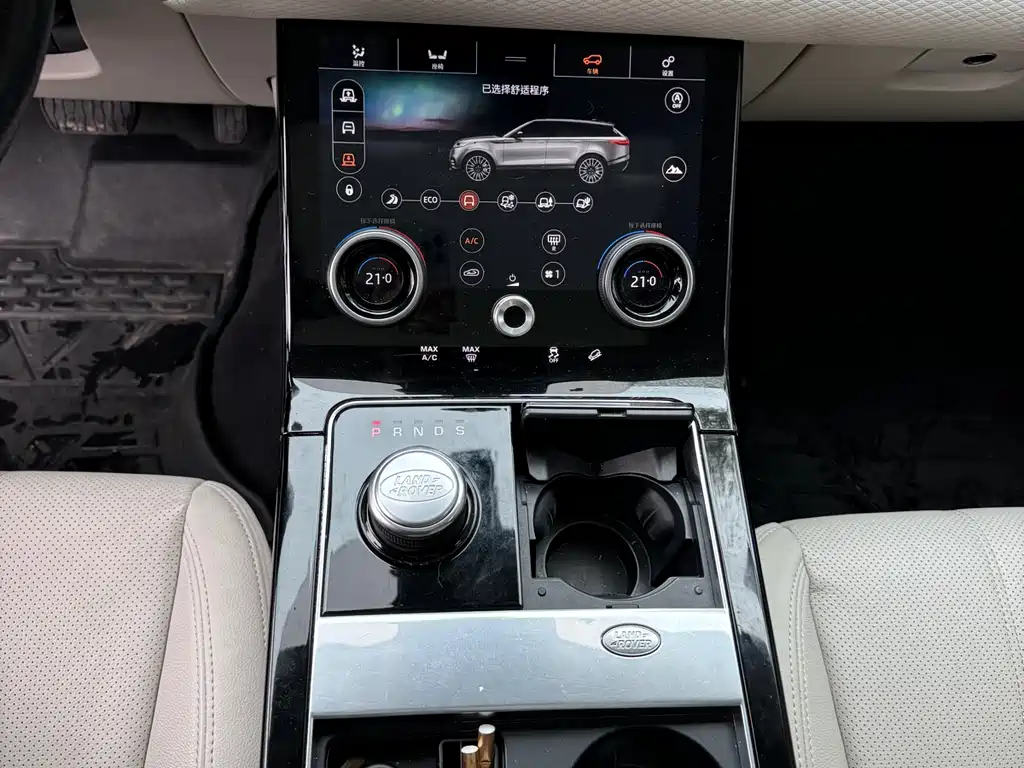 Land Rover Range Rover Velar 2018 — фото 8
