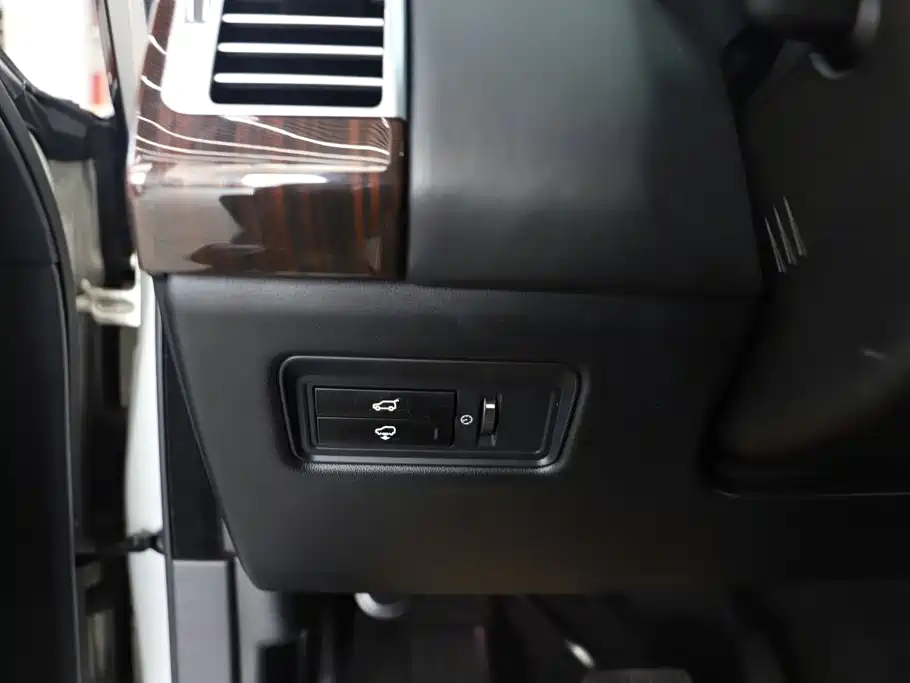 Land Rover Range Rover 2014 — фото 12
