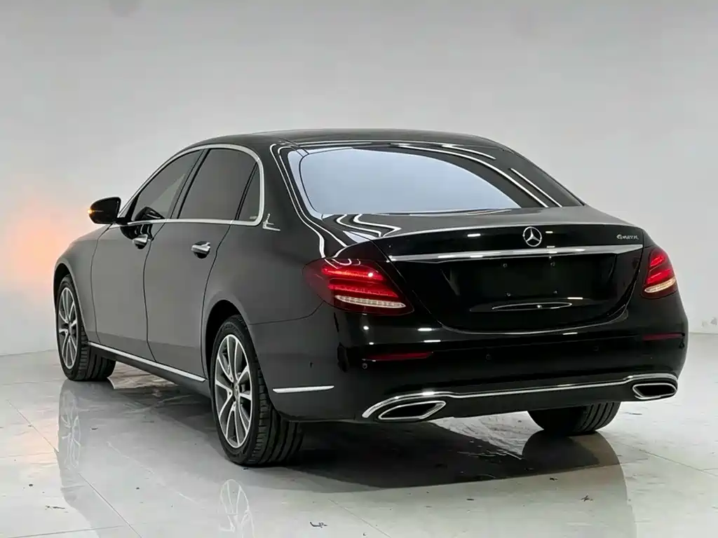 Mercedes-Benz E-Class 2020 — фото 4