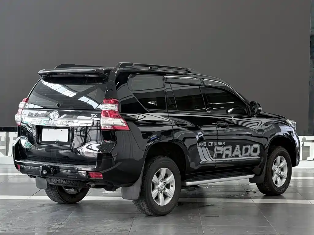 Toyota Prado 2016 — фото 3