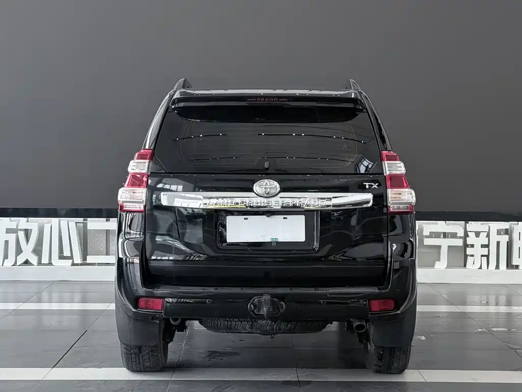Toyota Prado 2016 — фото 4