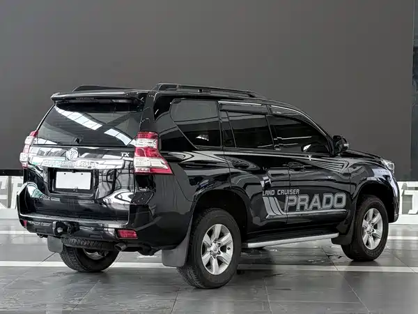 Toyota Prado 2016