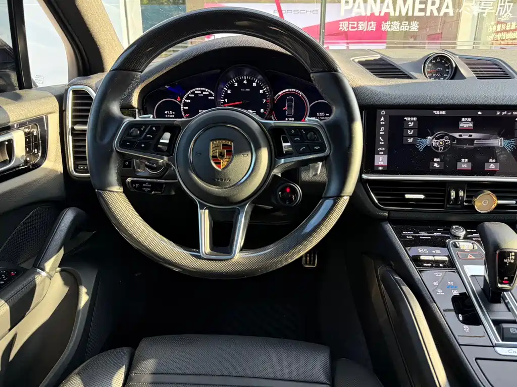 Porsche Cayenne 2020 — фото 12