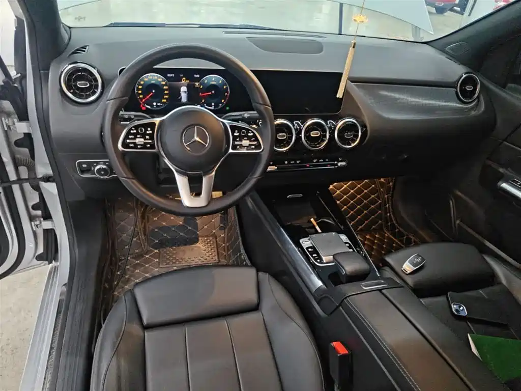 Mercedes-Benz B-Class 2020 — фото 11