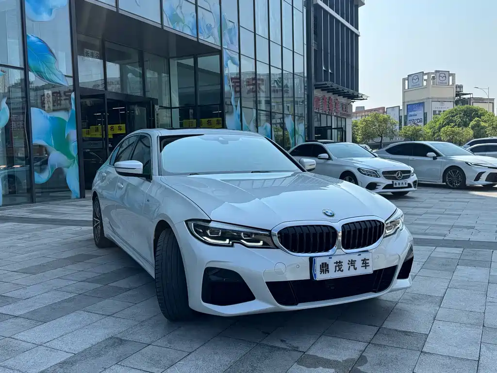 BMW 3 Series 2022