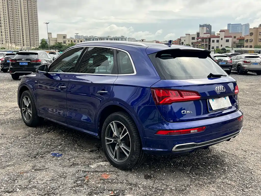 Audi Q5L 2018 — фото 4