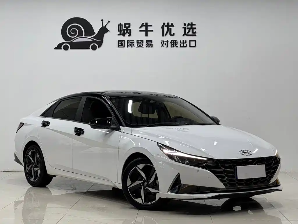 Hyundai Elantra 2023