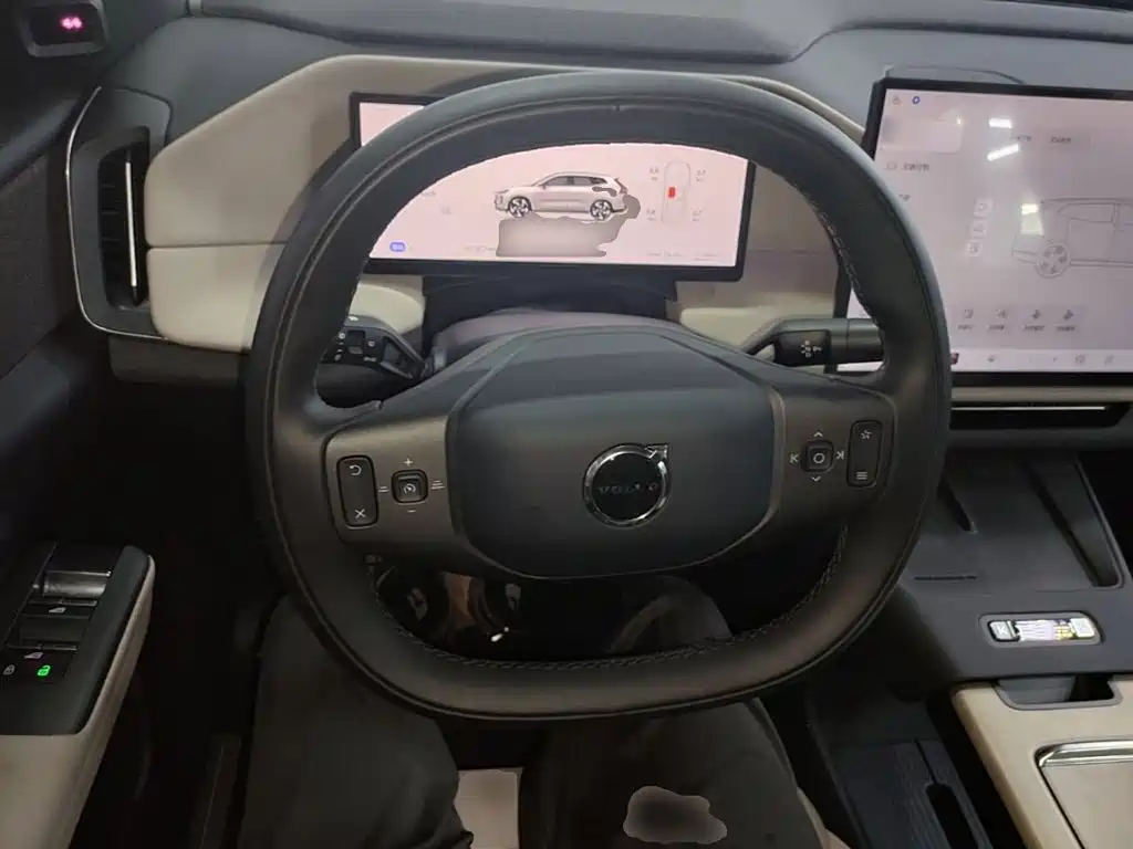 Volvo XC70 Plug-In Hybrid 2025 — фото 11