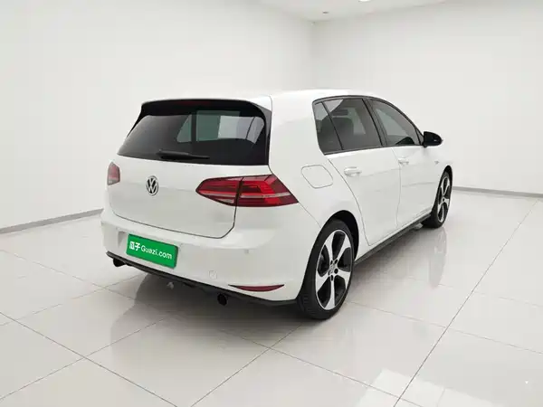 Volkswagen Golf GTI 2017