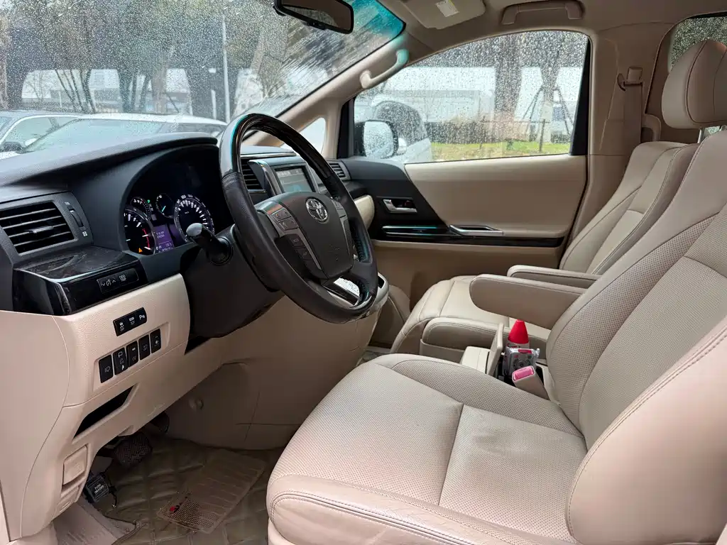 Toyota Alphard 2015 — фото 3
