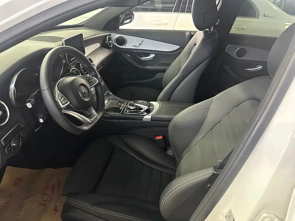 Mercedes-Benz C-Class 2018 — фото 9
