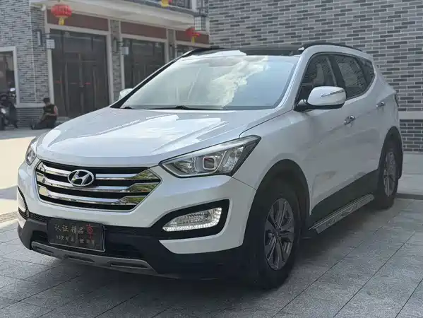Hyundai Santa Fe 2015