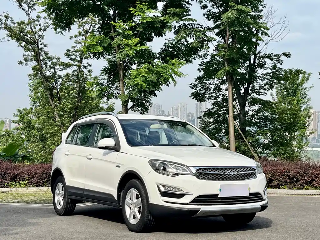 Zotye X5 2015 — фото 3