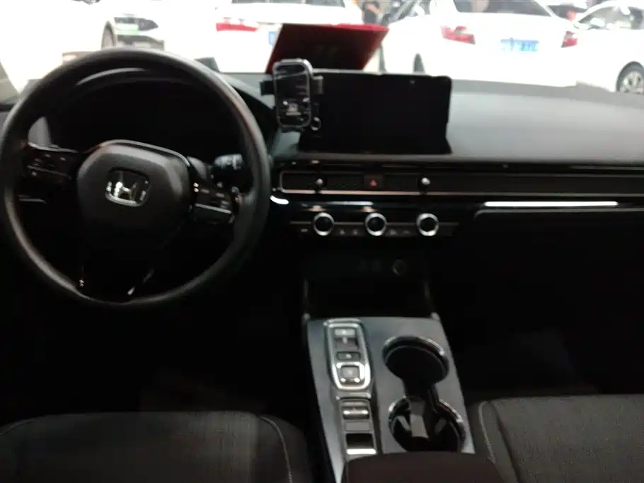 Honda Civic 2023 — фото 12
