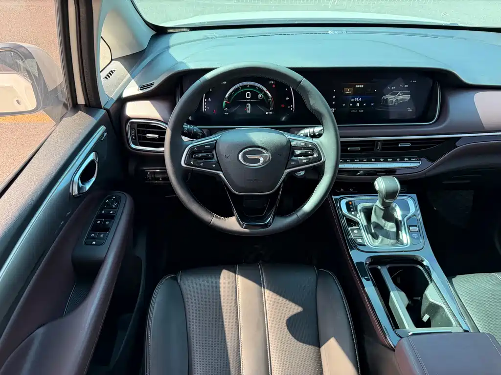 GAC Trumpchi M6 2023 — фото 16