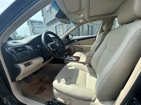 Toyota Camry 2013