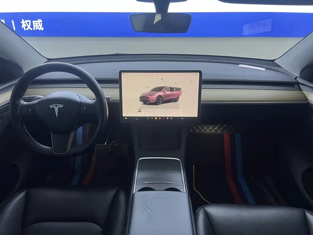 Tesla Model Y 2023 — фото 7