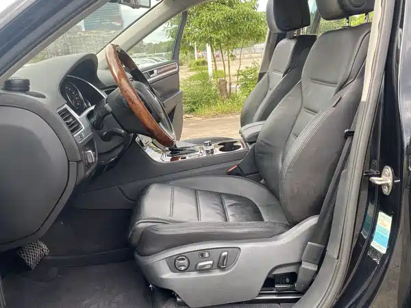 Volkswagen Touareg 2012