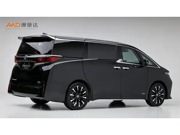 Toyota Alphard 2025