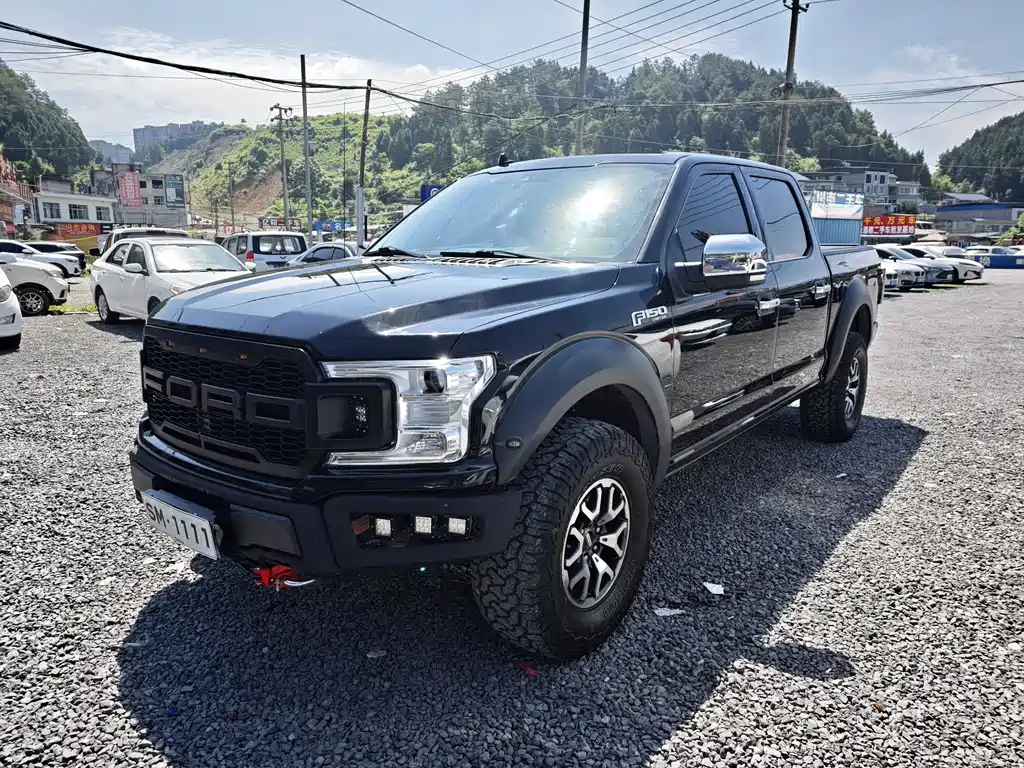 Ford F-150 Raptor 2021
