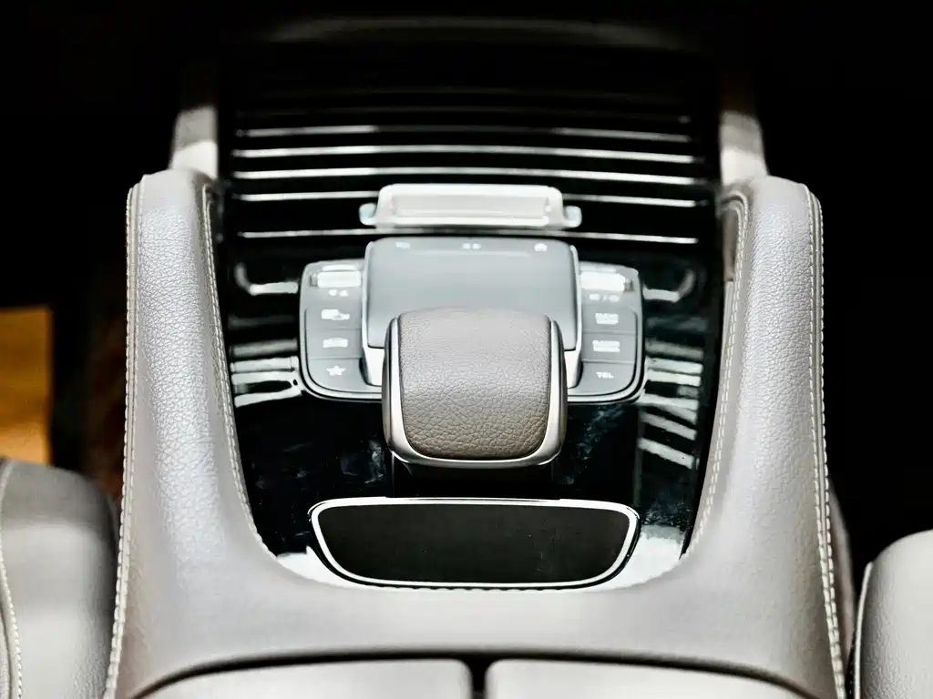Mercedes-Benz GLE 2023 — фото 10