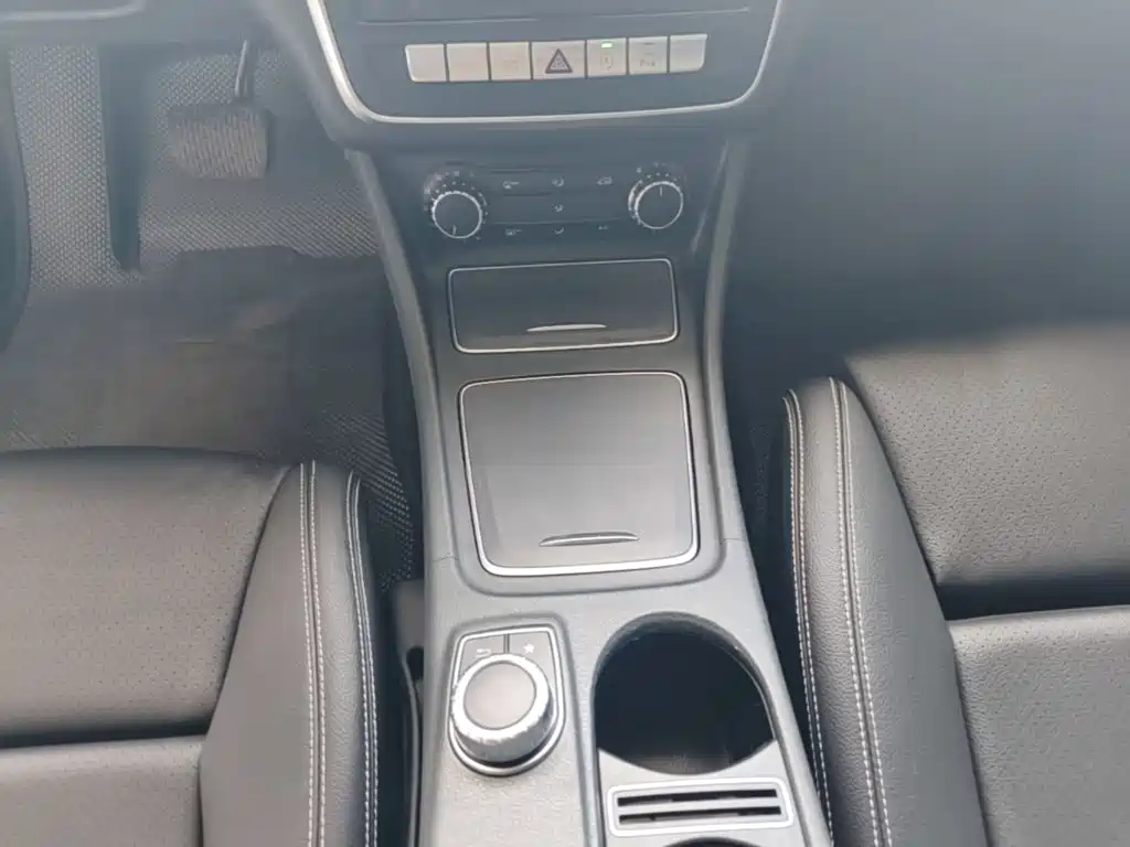 Mercedes-Benz GLA 2020 — фото 14