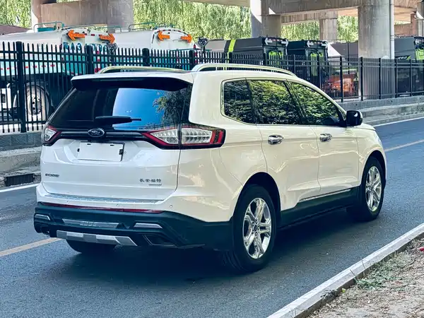 Ford Edge 2016