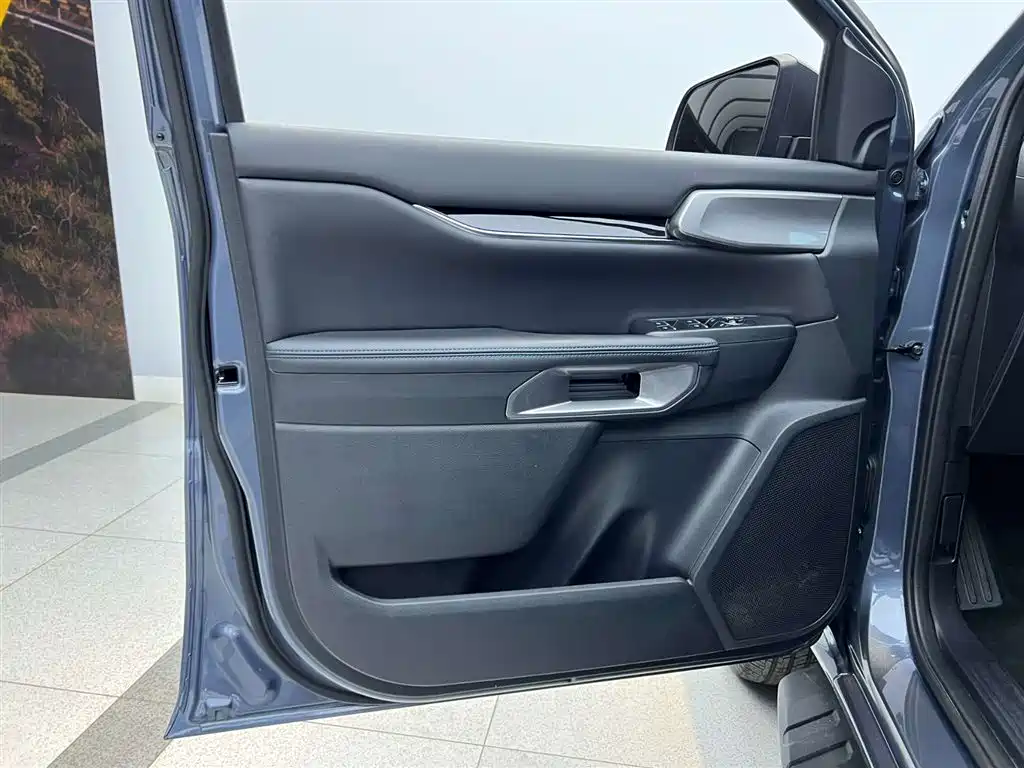 Ford Ranger 2024 — фото 17