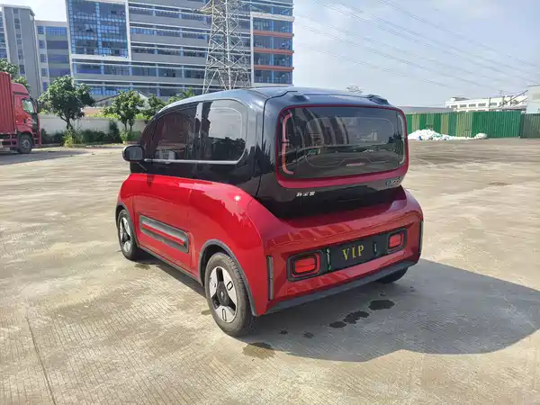 Baojun E300 2020