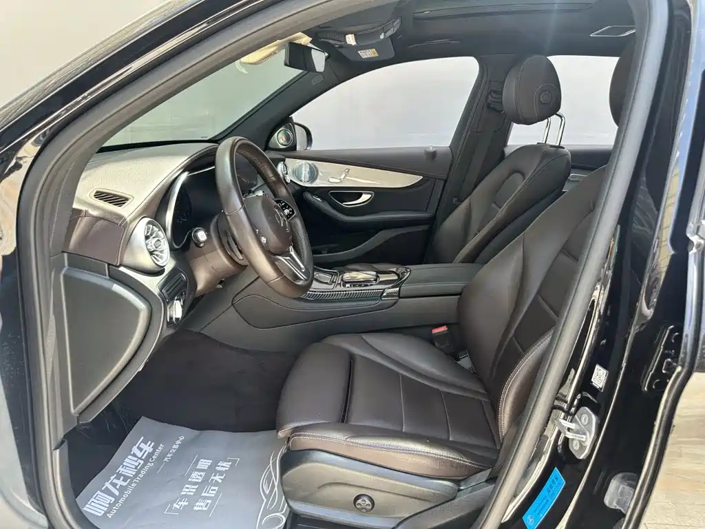 Mercedes-Benz GLC 2020 — фото 10