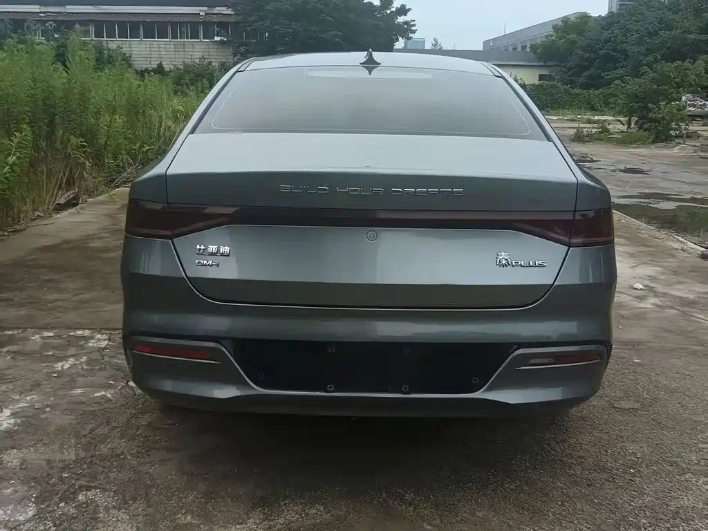 BYD Qin PLUS 2022 — фото 17