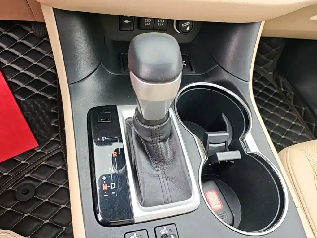 Toyota Highlander 2018 — фото 14