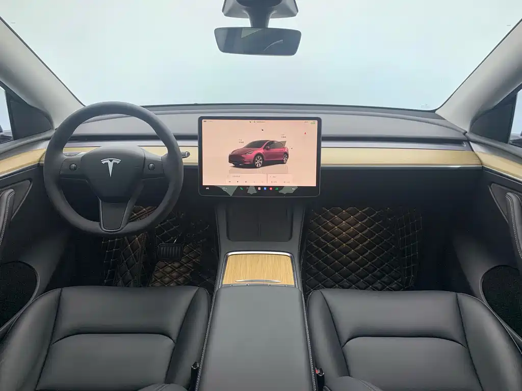 Tesla Model Y 2022 — фото 10