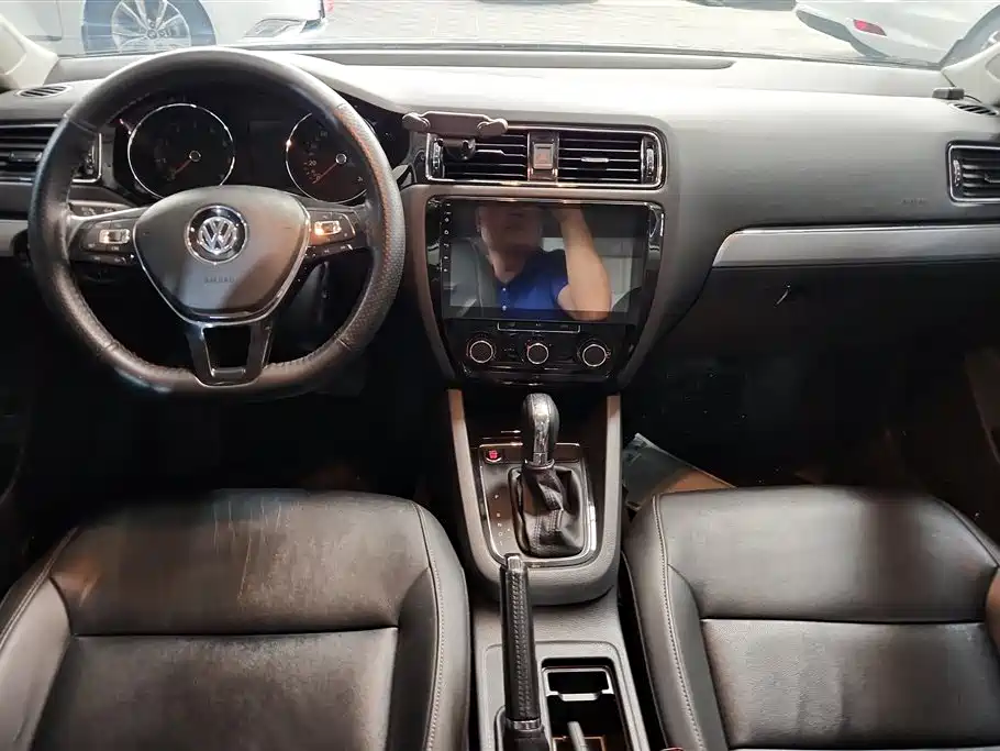 Volkswagen Sagitar 2018 — фото 12