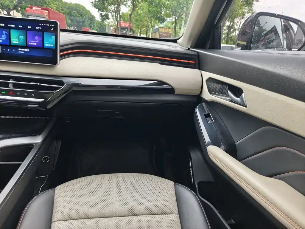 Haval Harvard Red Rabbit 2021 — фото 17