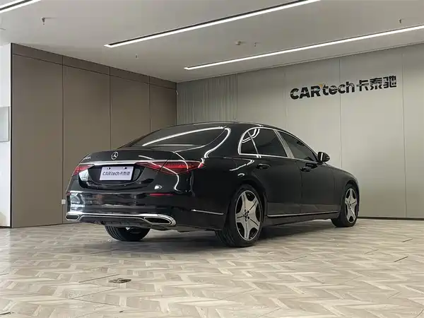 Mercedes-Benz S-Class 2021