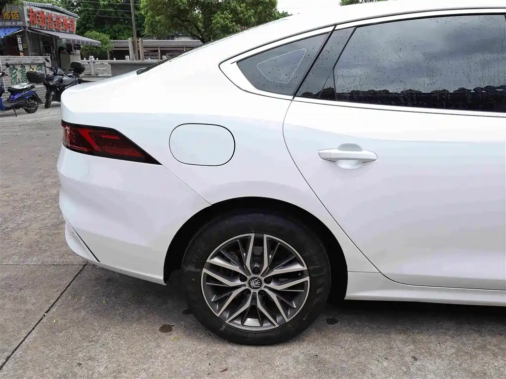 BYD Qin PLUS 2024 — фото 28