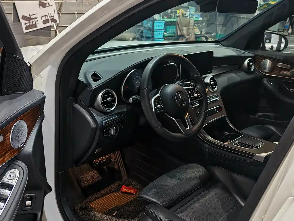 Mercedes-Benz GLC 2020