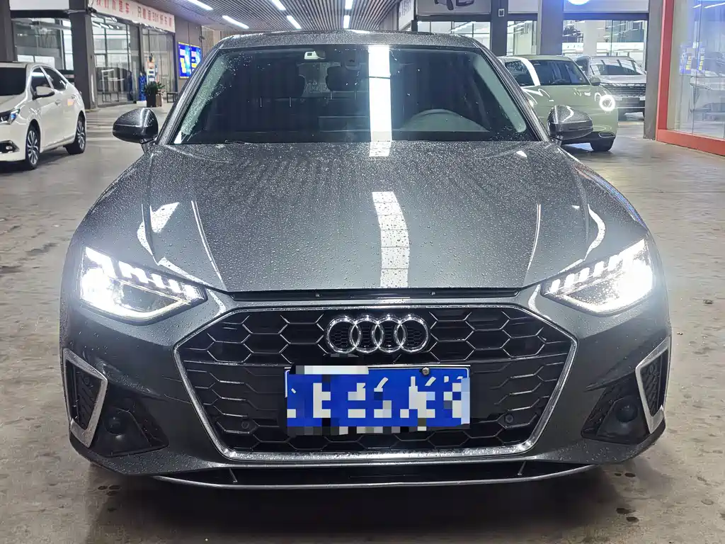 Audi A4L 2021