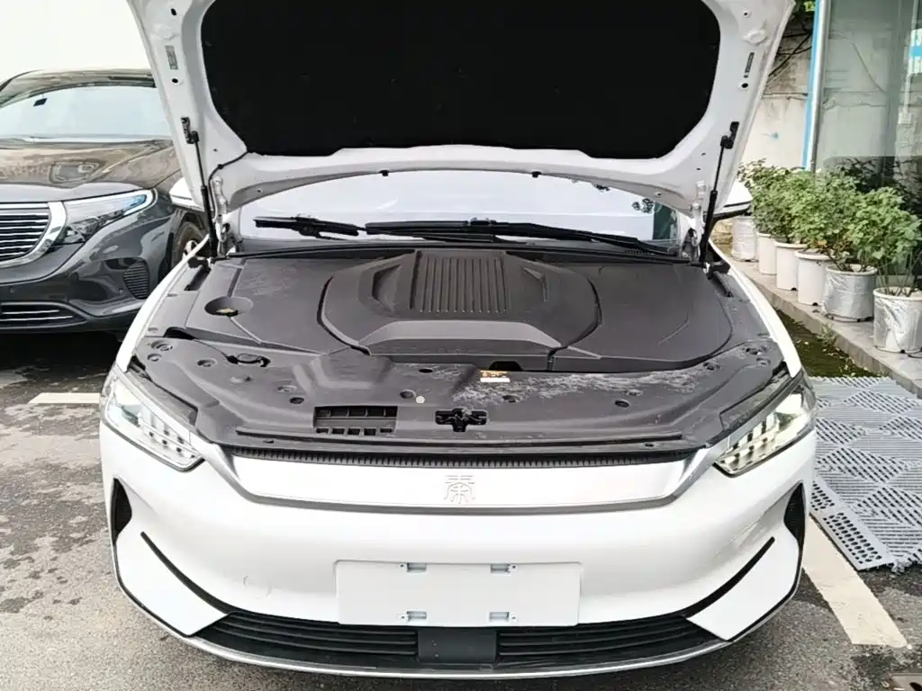 BYD Qin PLUS 2022 — фото 20
