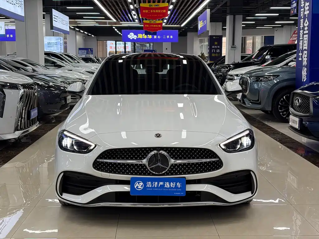 Mercedes-Benz C-Class 2025 — фото 2