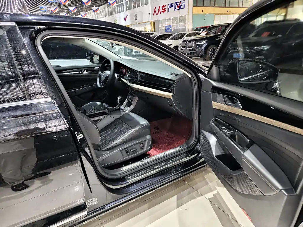 Volkswagen Passat 2019 — фото 15