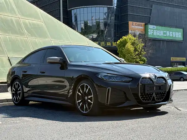 BMW i4 M 2023