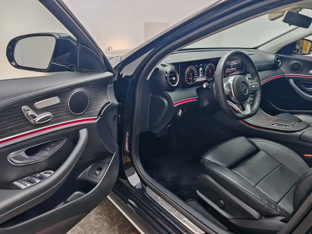 Mercedes-Benz E-Class 2020 — фото 14