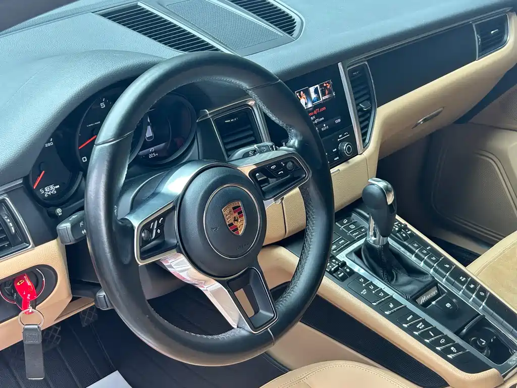 Porsche Macan 2016 — фото 4