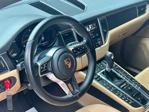 Porsche Macan 2017
