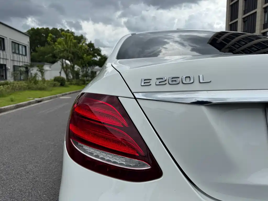 Mercedes-Benz E-Class 2019